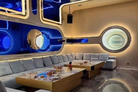 济南大型夜场KTV招聘,包吃住且当天现金结清薪资