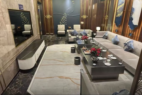 济南英皇国际KTV诚聘酒水推广专员